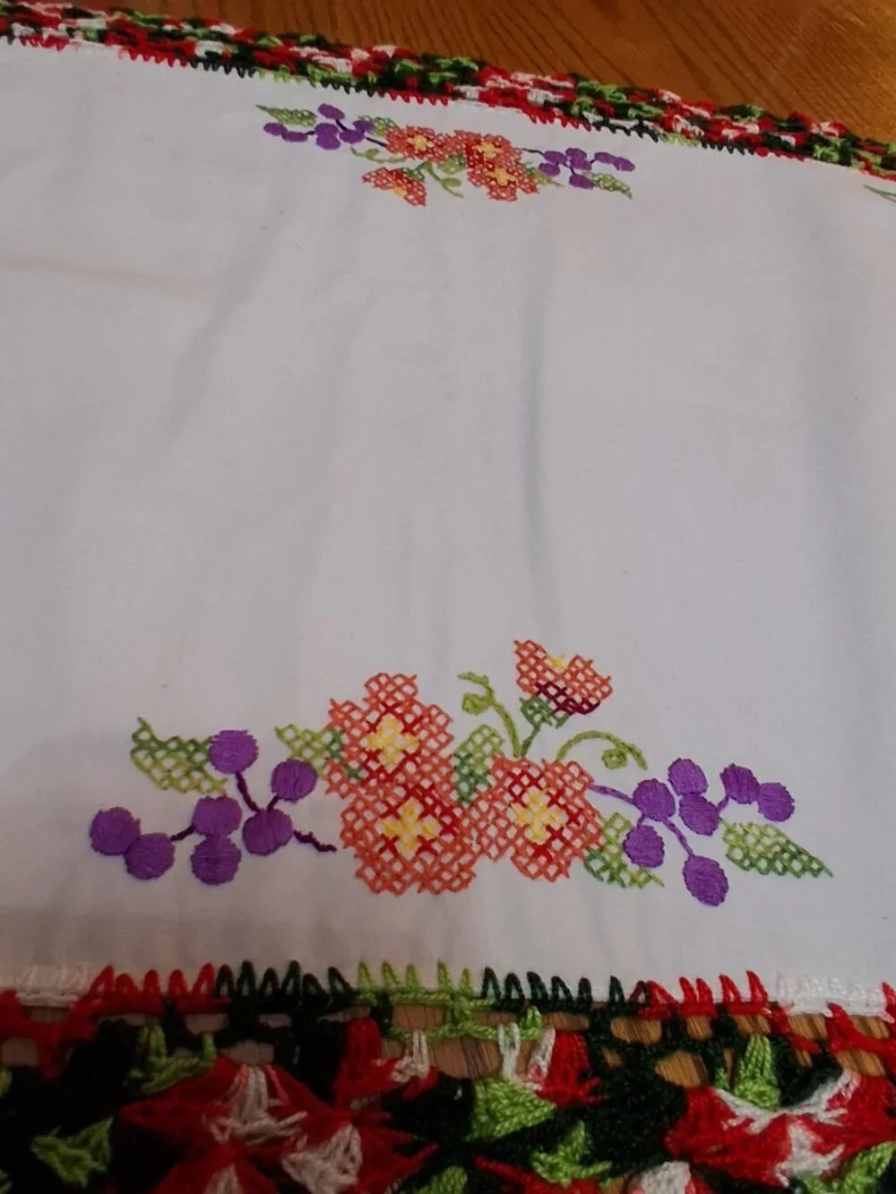 Embroidered Floral Table Runner